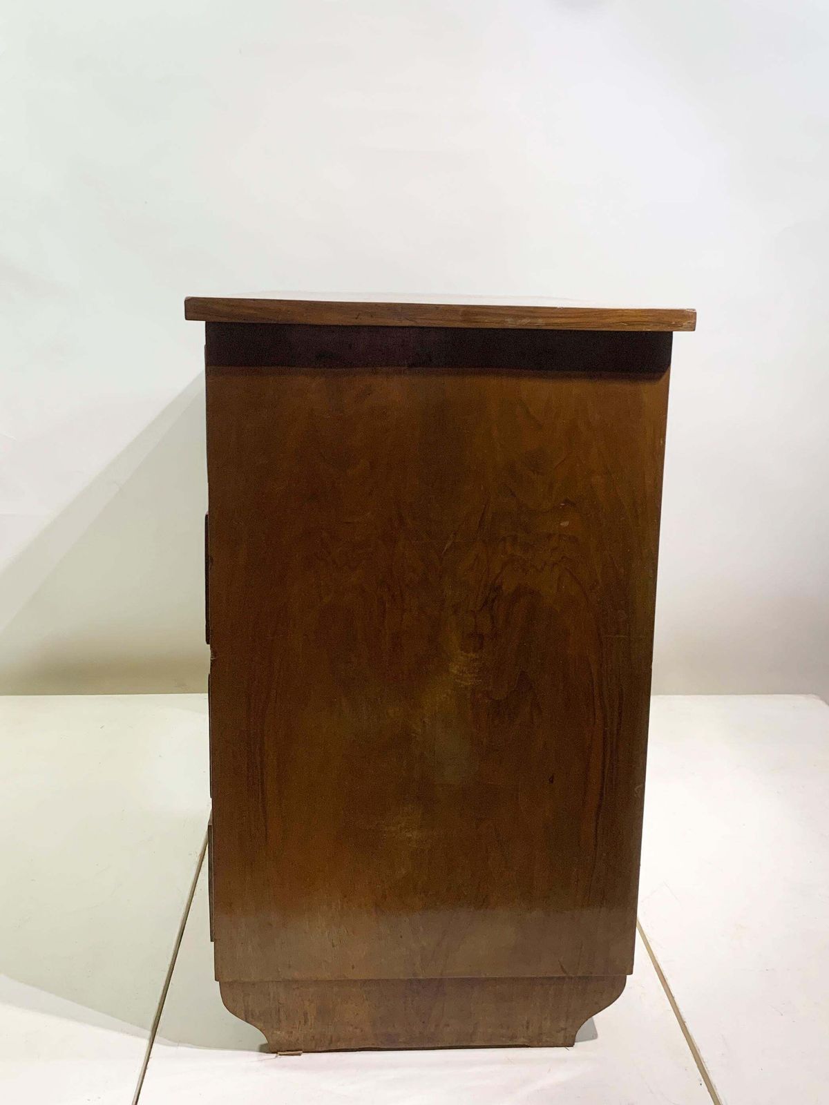 Mid 20th Century Figured Wood Desk In Walnut With Five Drawers, Circa 1940 photo 1070.0