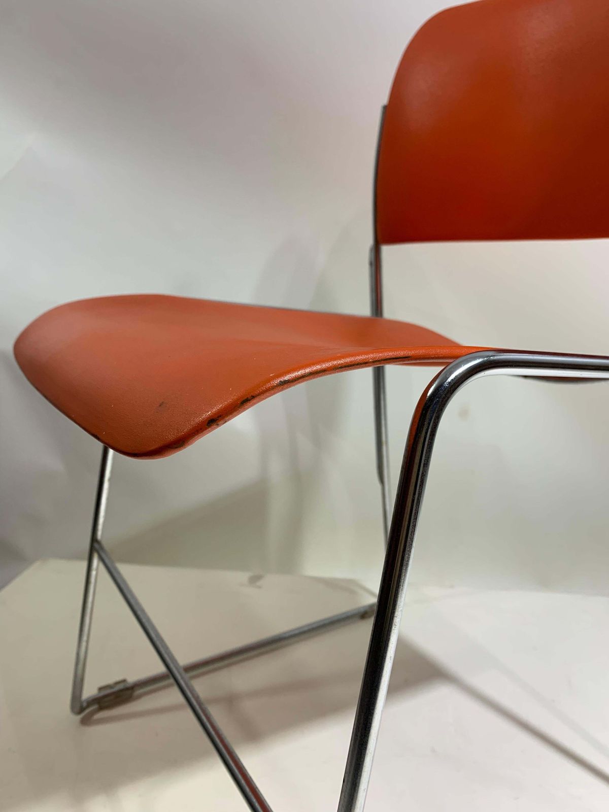 Set Of 6 Stackable 40/4, Red/Orange Chairs By David Rowland   Gf Business photo Furniture
