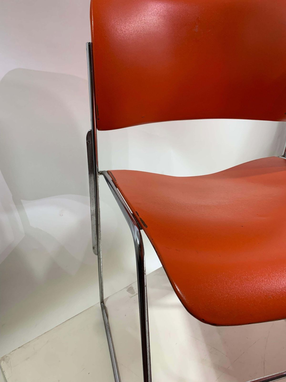 Set Of 6 Stackable 40/4, Red/Orange Chairs By David Rowland   Gf Business photo buy