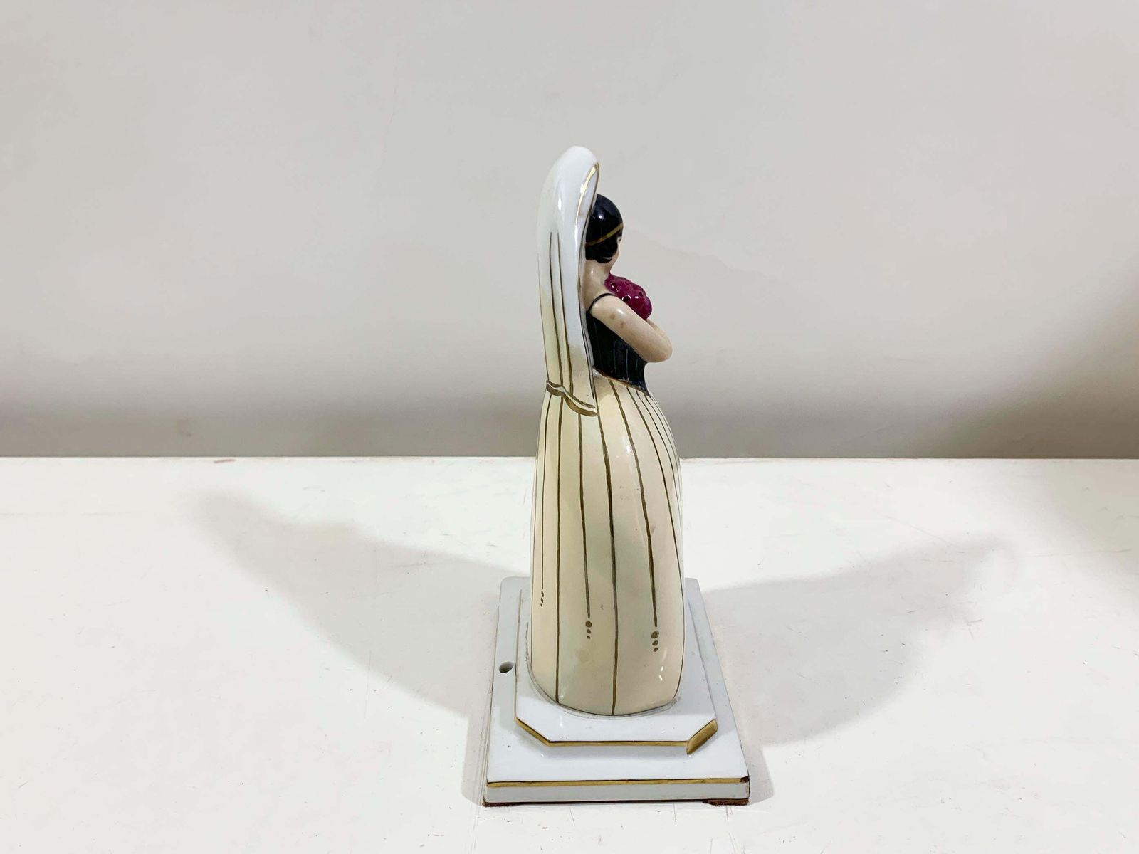 French Art Deco White Porcelain Figural Perfume Diffuser Stamped "Robj Paris" photo buy