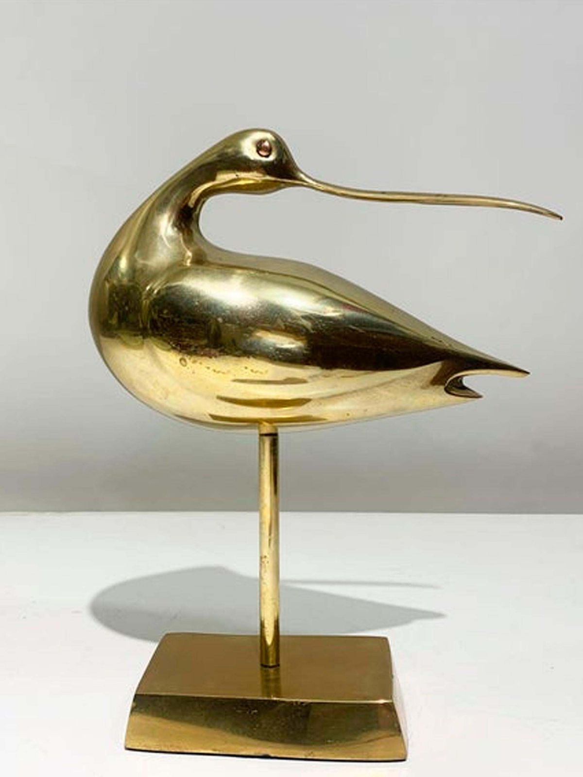 Mid 20th Century Long Billed Curlew Bird Statue In Brass, 1970 photo vintage
