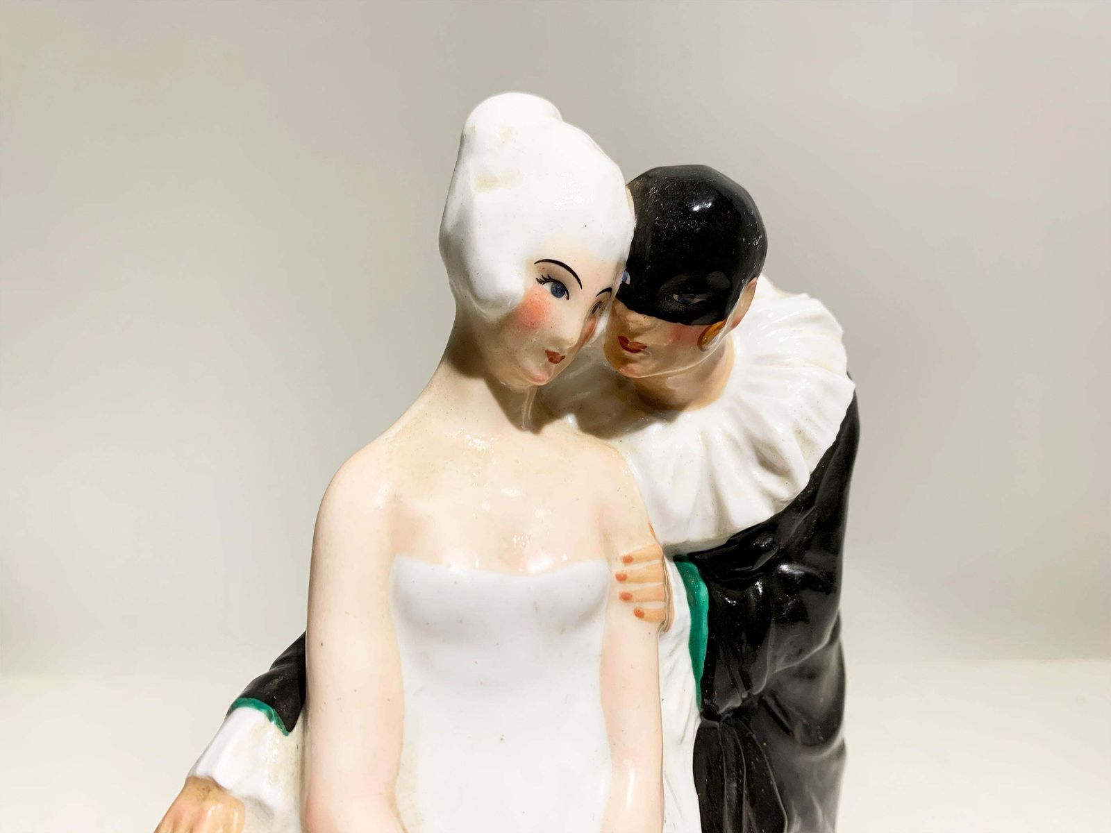 Vintage French Art Deco "Masked Ball" Figurine Sculpture Signed " L.Leyritz" photo vintage