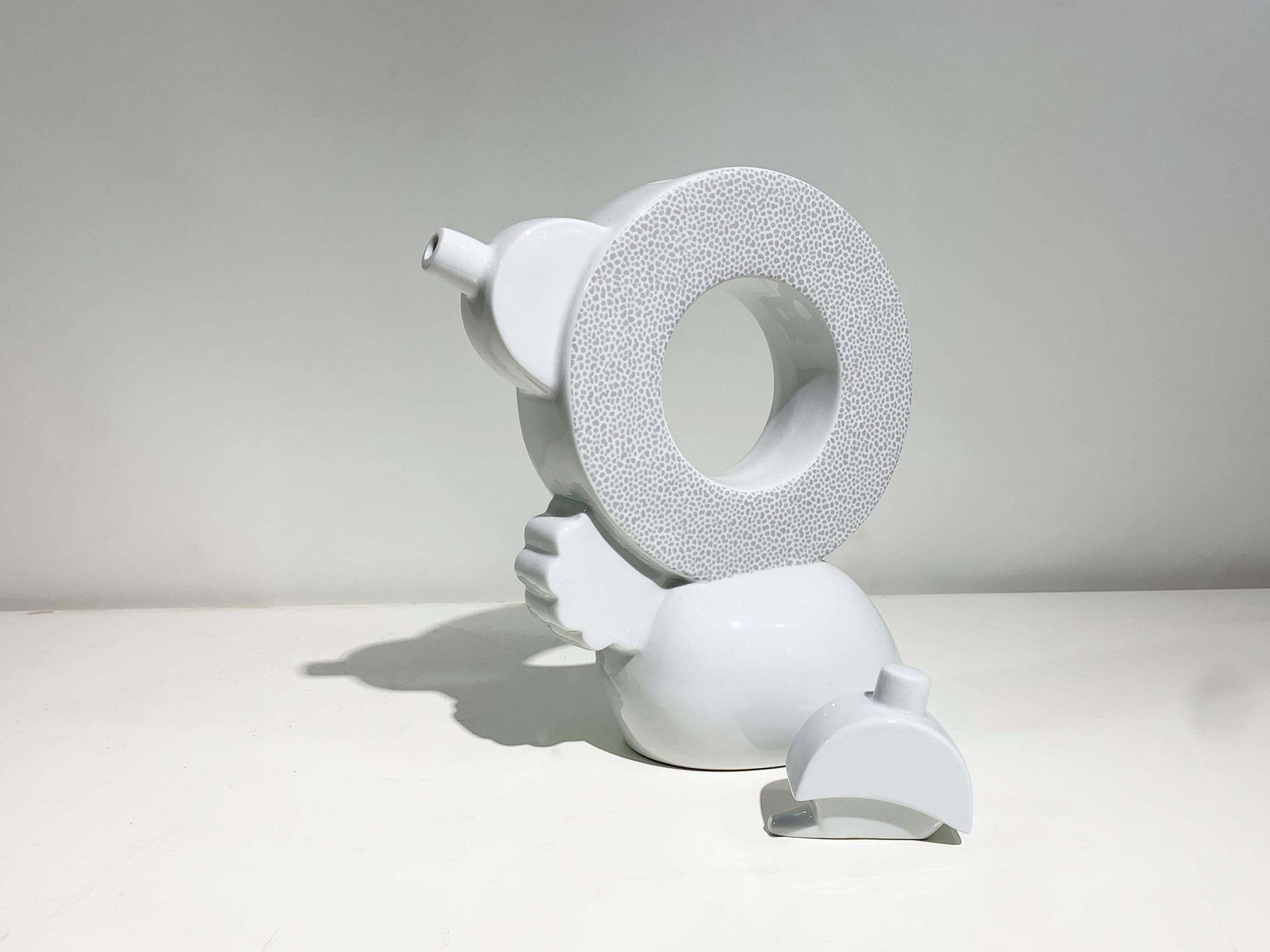 Chad Teapot, Designed By Matteo Thun In 1982. For The Collection Memphis Milano. photo furniture
