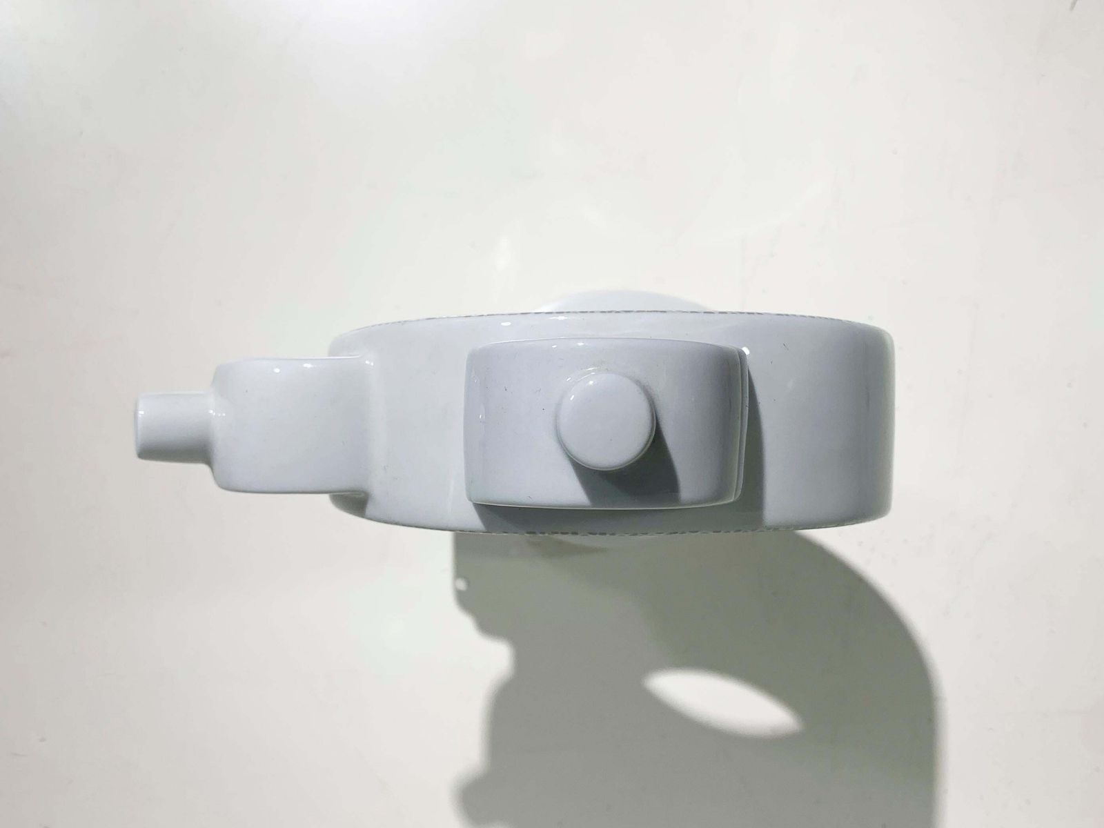 Chad Teapot, Designed By Matteo Thun In 1982. For The Collection Memphis Milano. photo buy