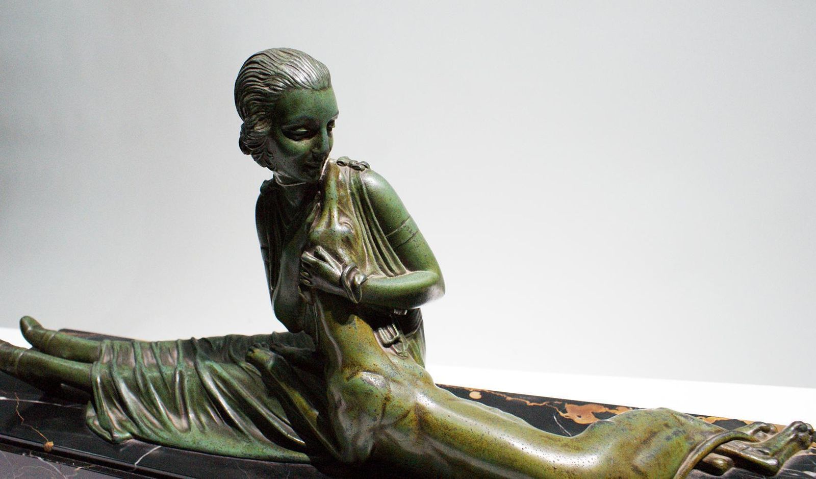 “Elegant Lady” Stunning Large Art Deco Sculpture Signed By D.H Chiparus photo for sale