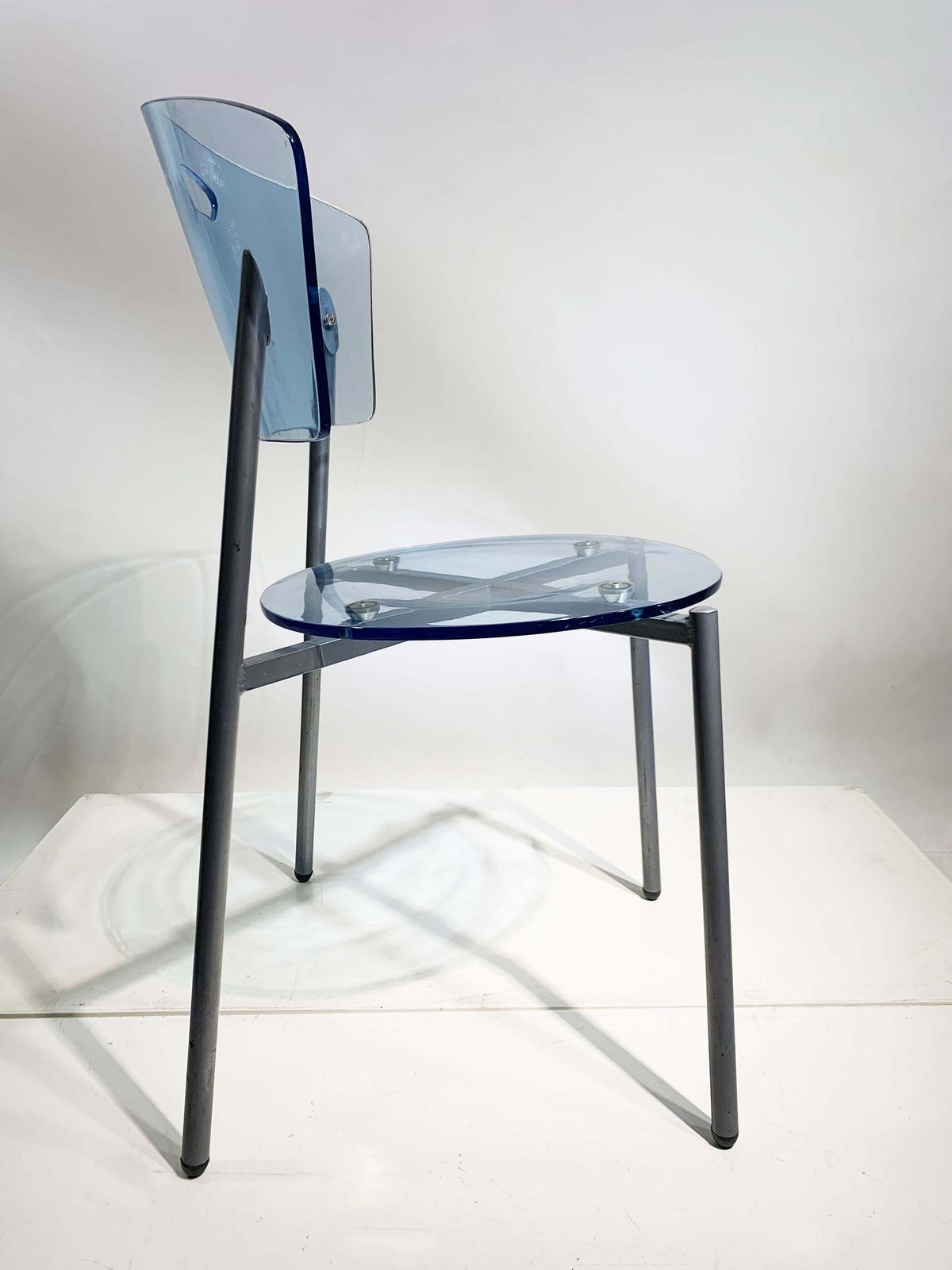 Set Of 4 Mid Century Modern Blue Transparent Pmma Chairs photo 1695.0