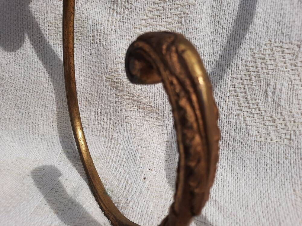 Antique Bronze Ormolu Curtain Tie Backs: French Chateau Window Hardware photo vinterior