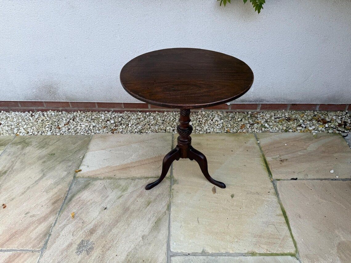 Antique Georgian Table Drop Tilt Top Tripod Table With Tripod Base photo for sale
