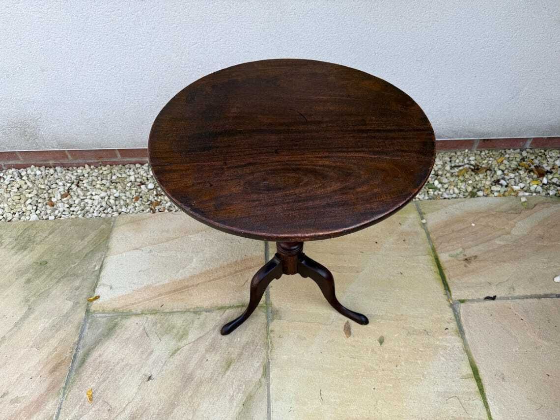 Antique Georgian Table Drop Tilt Top Tripod Table With Tripod Base photo vinterior