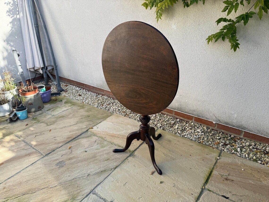 Antique Georgian Table Drop Tilt Top Tripod Table With Tripod Base photo vintage
