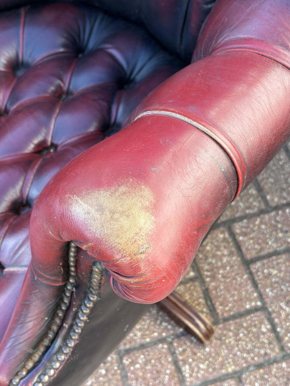 Red Leather Chesterfield Directors Swivel Armchair photo vintage