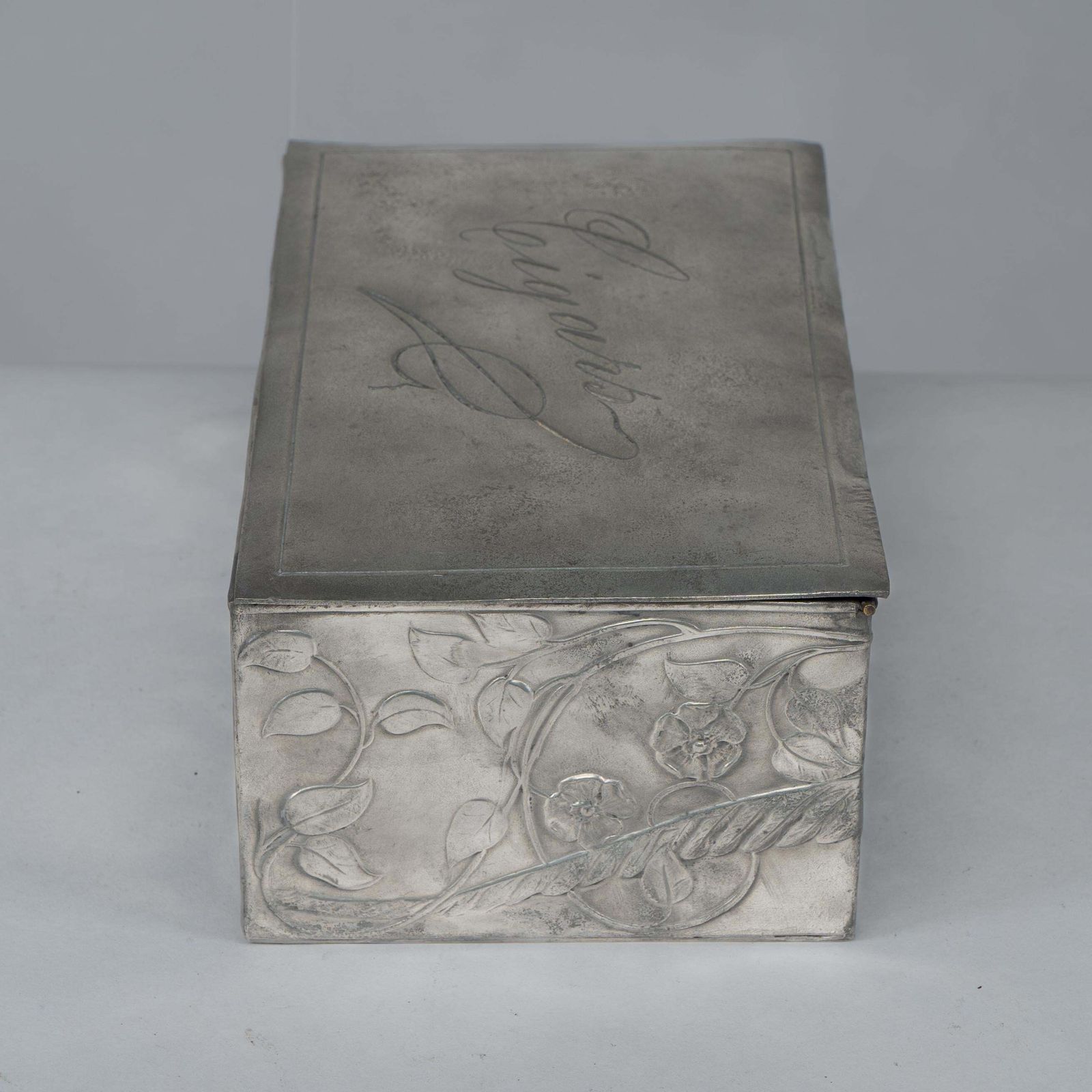 An Art Nouveau Continental Pewter Cigar Box W. Cedar Lining & Decor Of Pheasant photo for sale