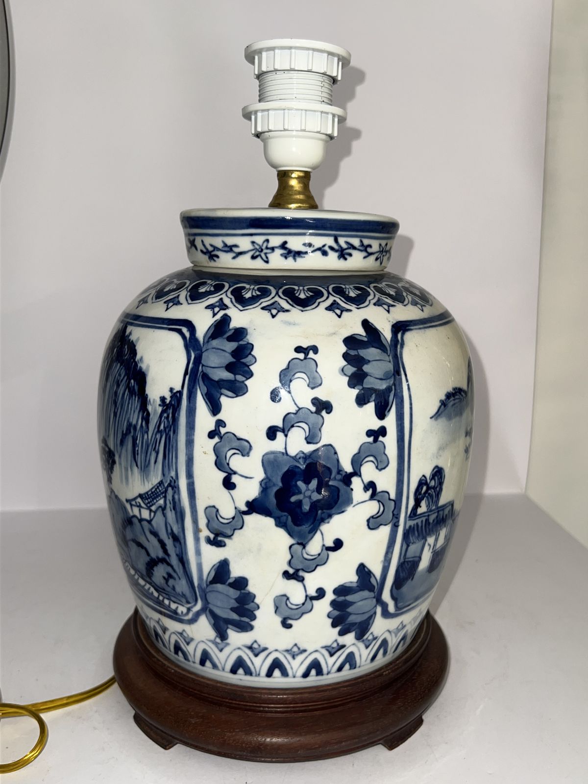 Vintage Chinoiserie Blue And White Porcelain Ginger Jar Lamp photo 246.0