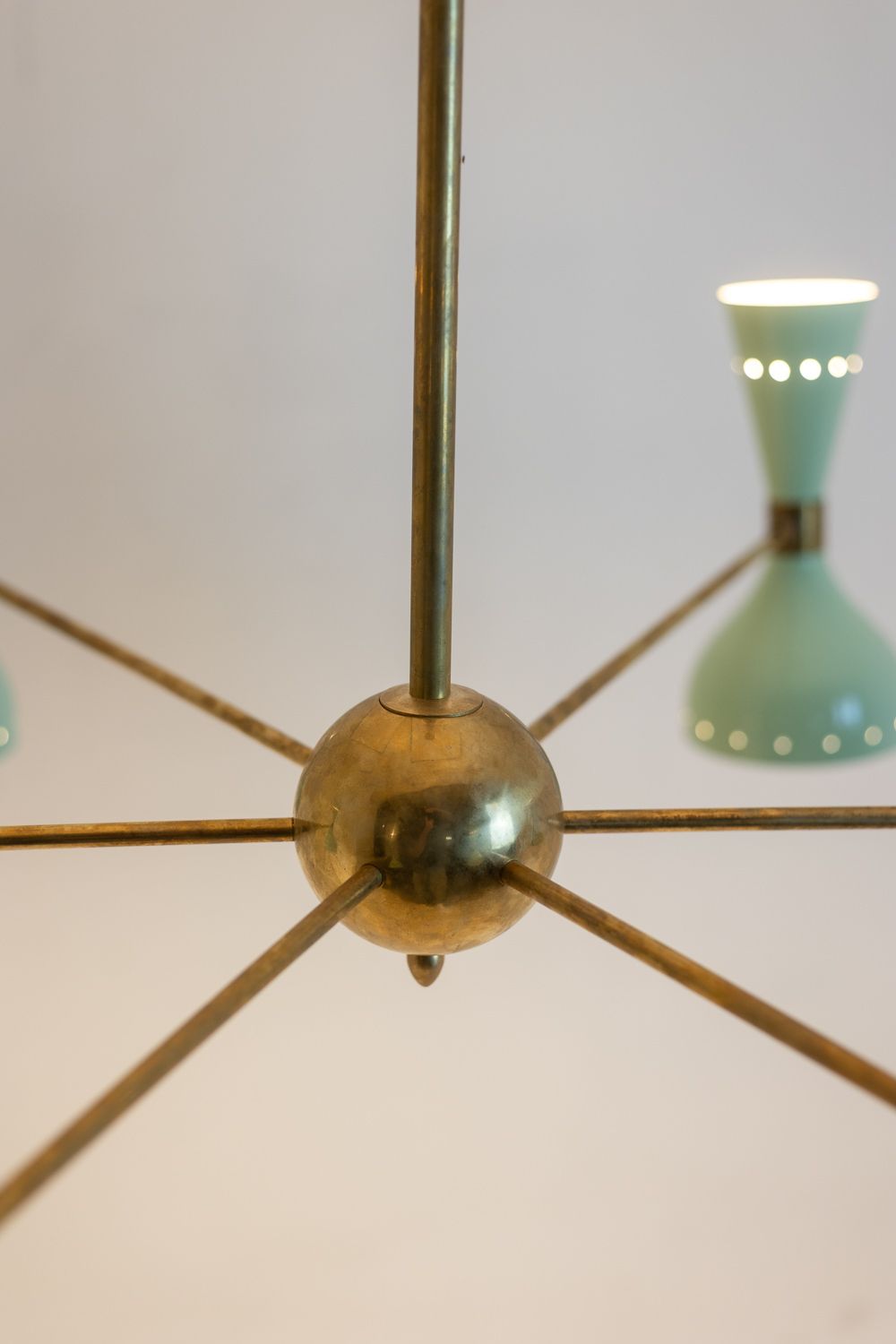 Radiant Diabolo Shaped Chandelier With 12 Lights. Contemporary. photo Lighting