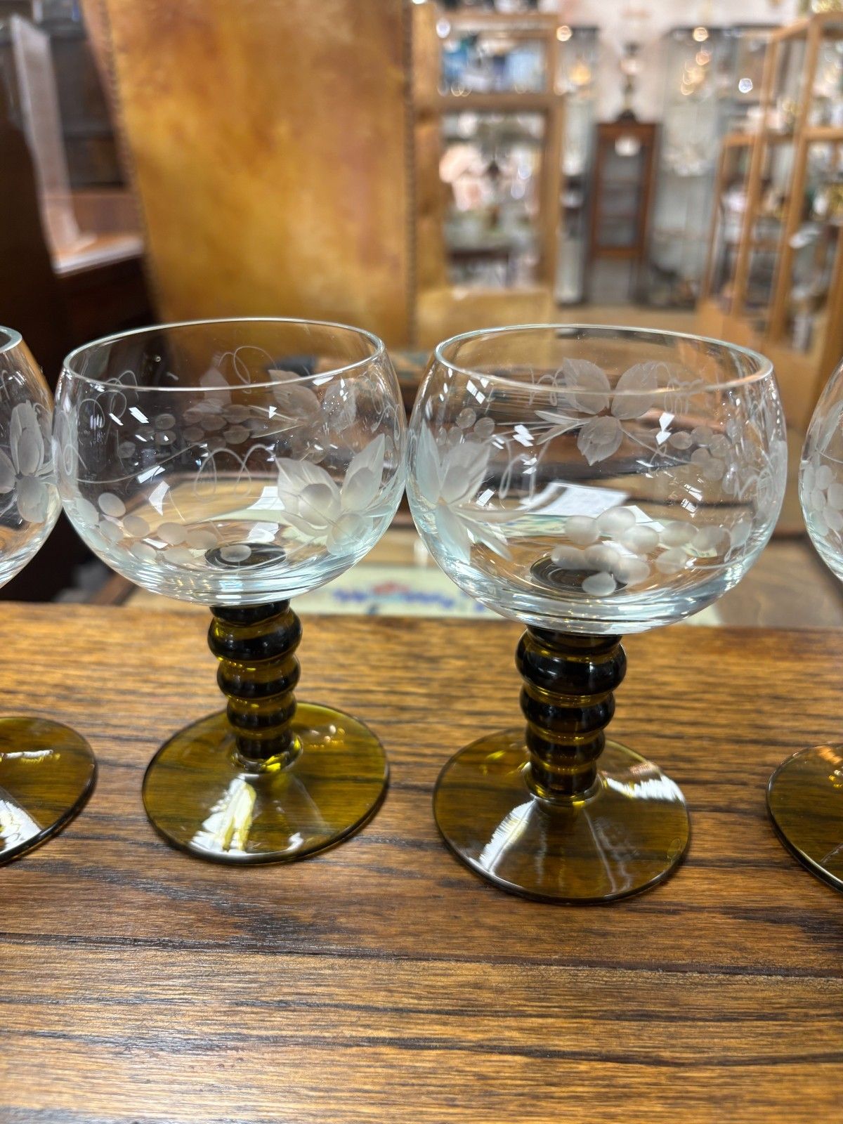 Set Of Six Vintage Olive Green & Etched Clear Glass Wine Glasses photo Home Decor