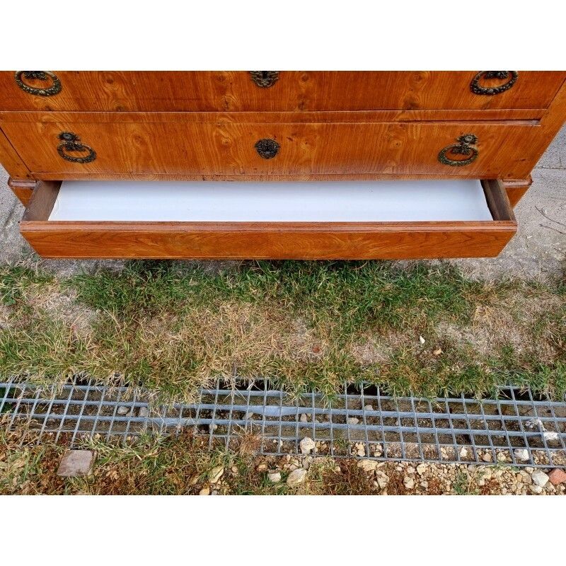 650.0 19th Century Glass Chest Of Drawers photo