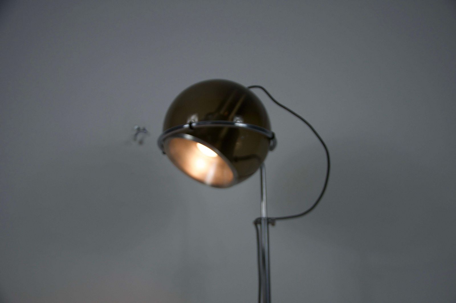 photo vintage Globe Floor Lamp By Franck Ligtelijn For Raak, 1960s