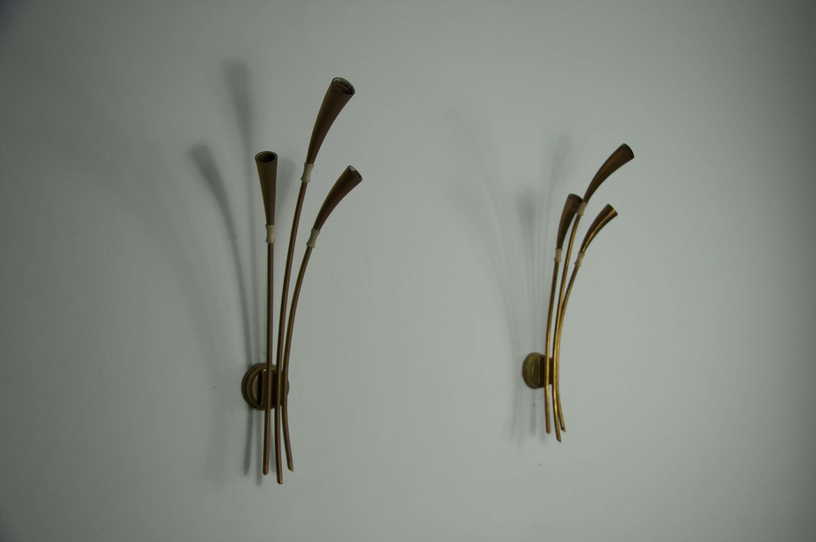 Pair Of Brass Wall Lamps By Oscar Torlasco, Italy, 1960s photo vinterior
