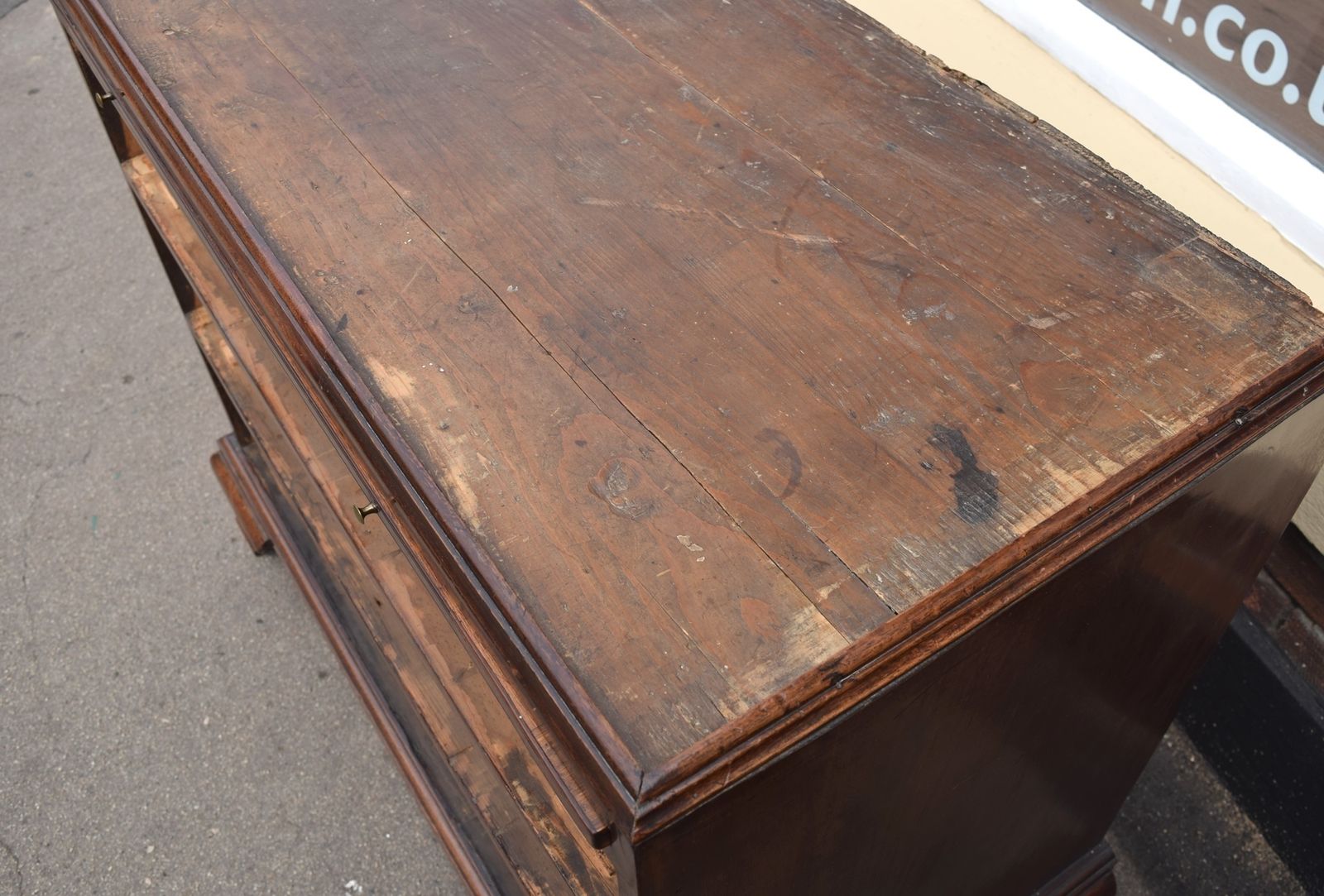 photo furniture George II Mahogany Chest On Chest Or Tallboy Circa 1750