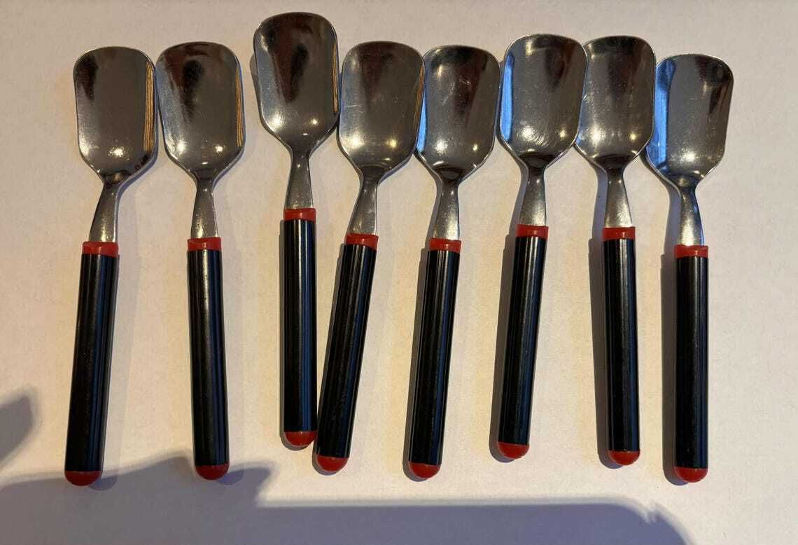 Rare Vintage Inoxriv Flatware Set 1980s Italy Postmodern Memphis Design 18/10 Stainless Steel Red Black Dessert Spoons And Forks Unused photo Home Decor