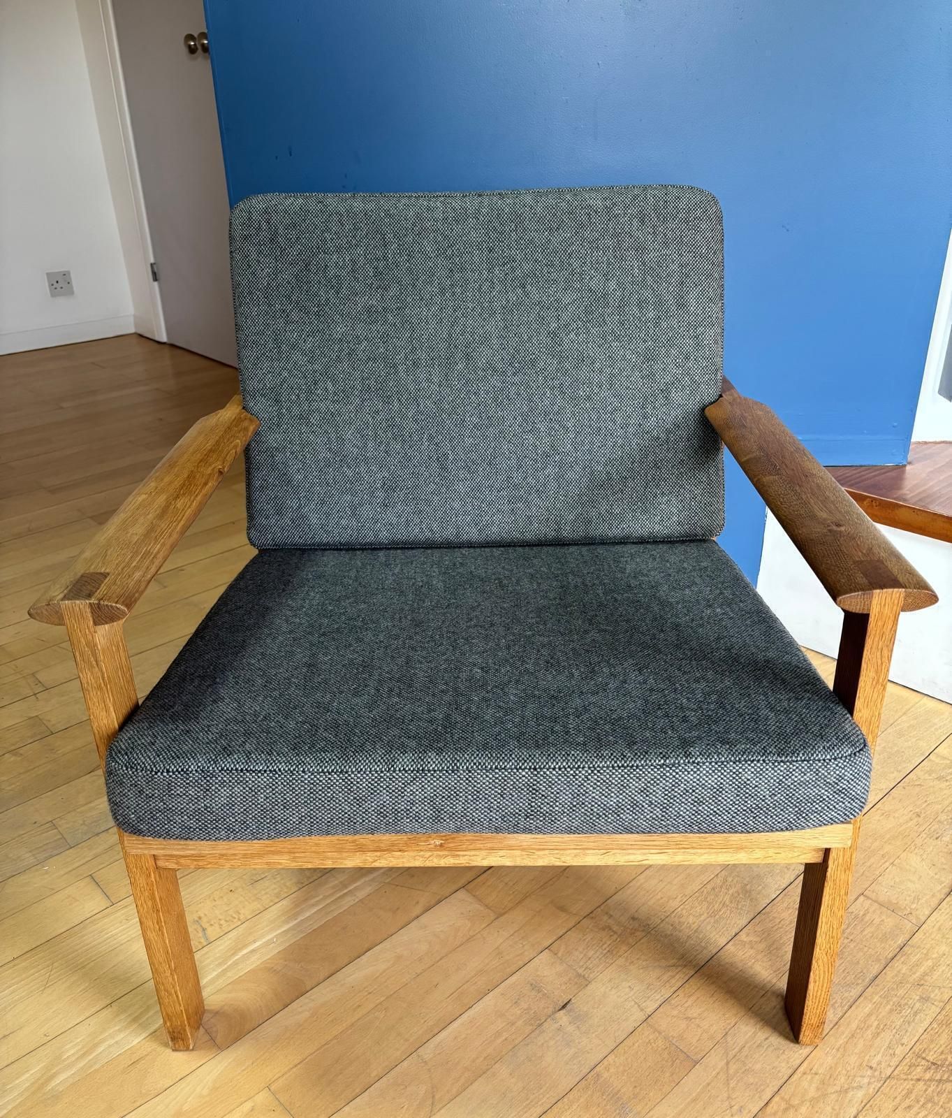 Illum Wikkelsø Capella Lounge Chairs Pair (Oak)