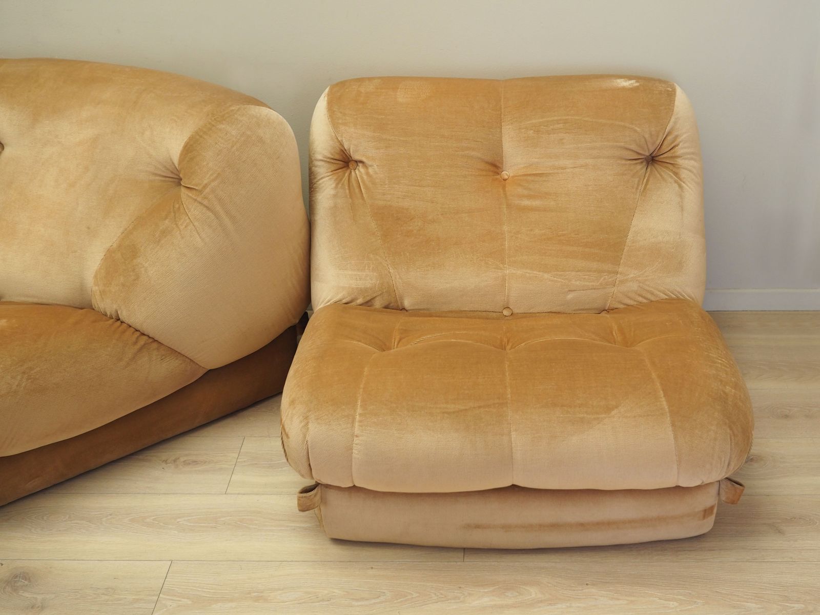 photo furniture Modular Sofa Italian Design 1970s Designer Rino Maturi Manufacturer Mimo Padova