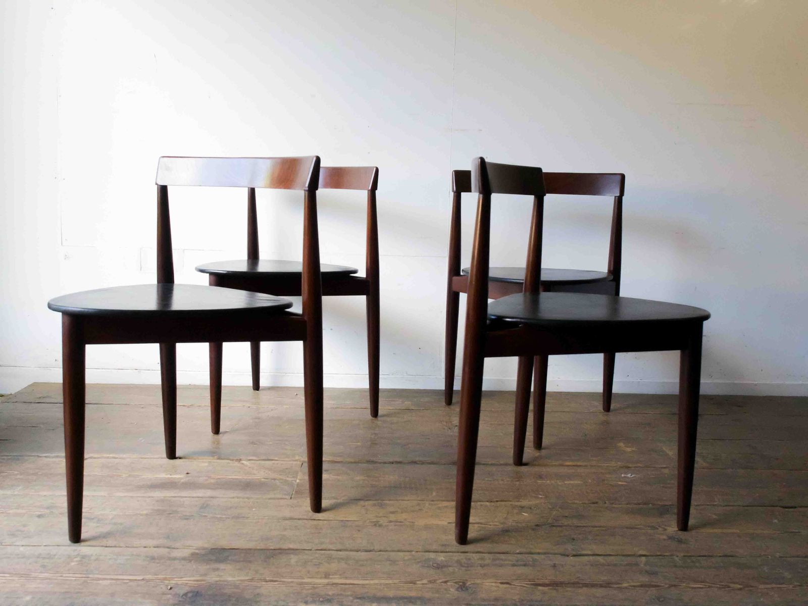 A Set Of 4 Mid Century Danish Chairs By Hans Olsen For Frem Rojle photo 1500.0