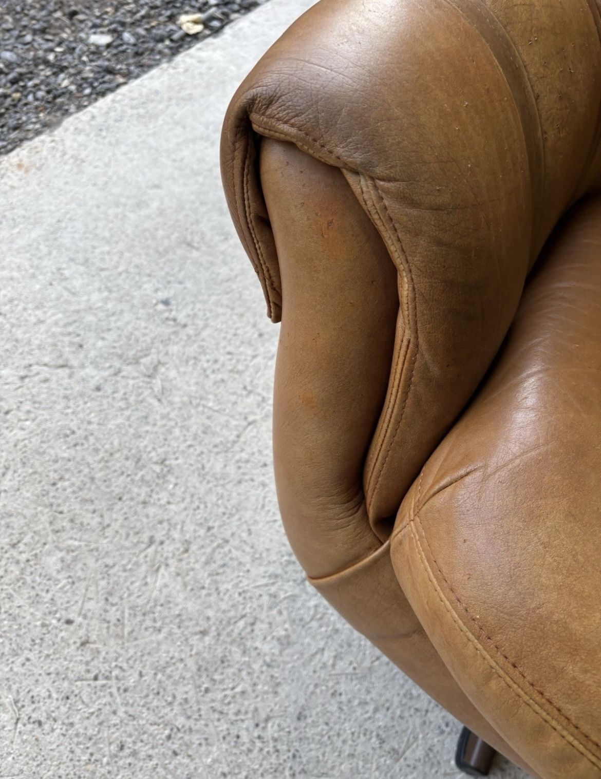 photo furniture Mid Century Scandinavian Swivel Lounge Chair By Swedfurn, "Slätte Gungan”
