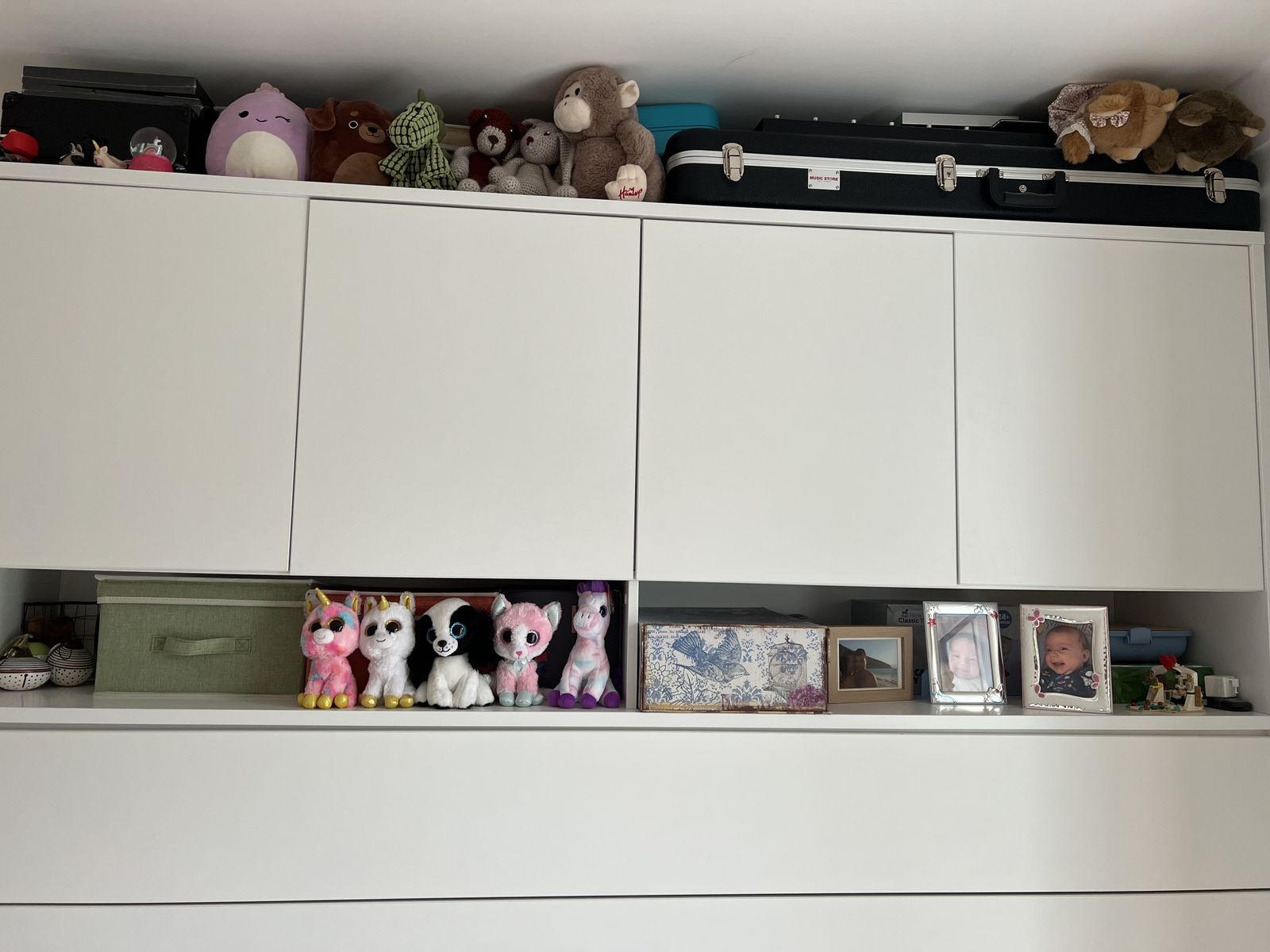 Horizontal Wall Bed ( 120cm) With Additional Cabinets . photo vintage