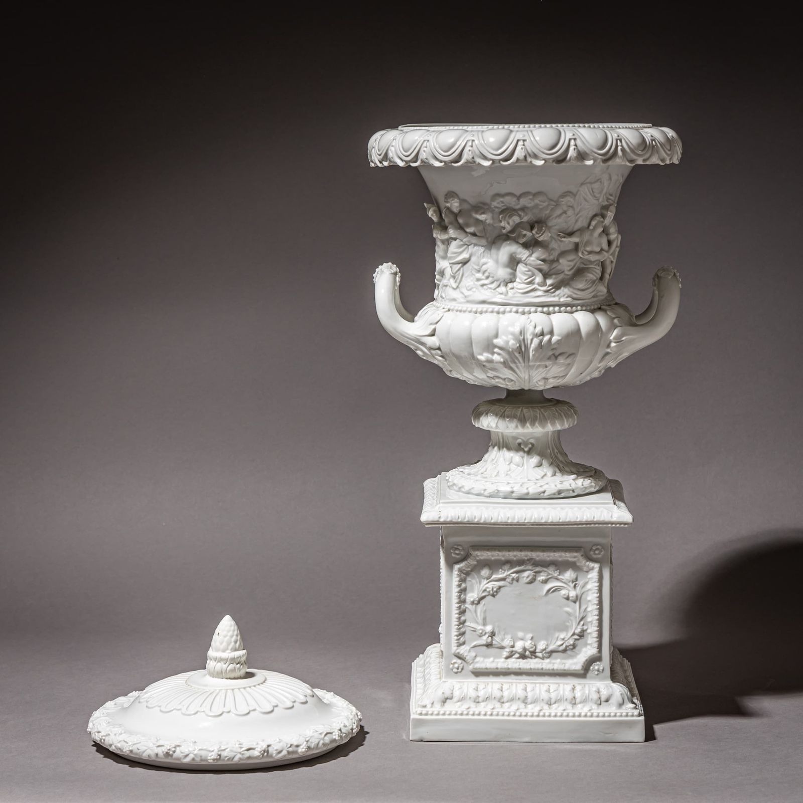 Porcelain Lidded Krater Vase In The Antique Style, Germany, 20th Century photo buy