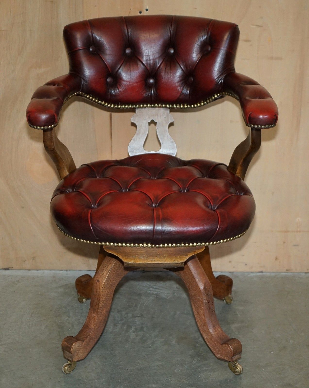 Fine Antique Victorian Chesterfield Tufted Oxblood Leather Captains Swivel Chair photo for sale