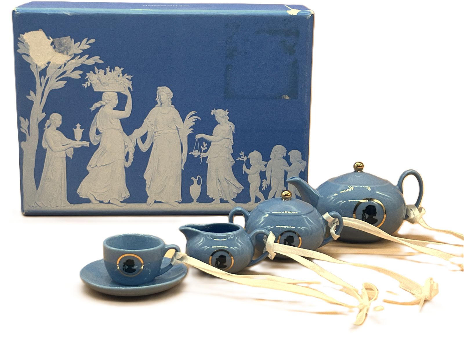 Wedgwood Pottery Cameo Tea Set Christmas Tree Hanging Ornaments. Boxed.