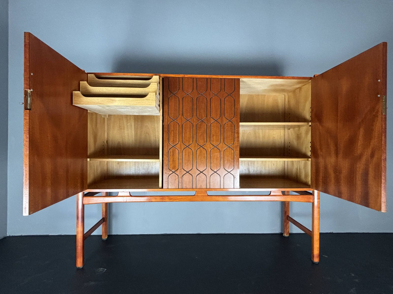 Midcentury Swedish Scandinavian Sideboard Cabinet By David Rosen Model Napo photo vintage