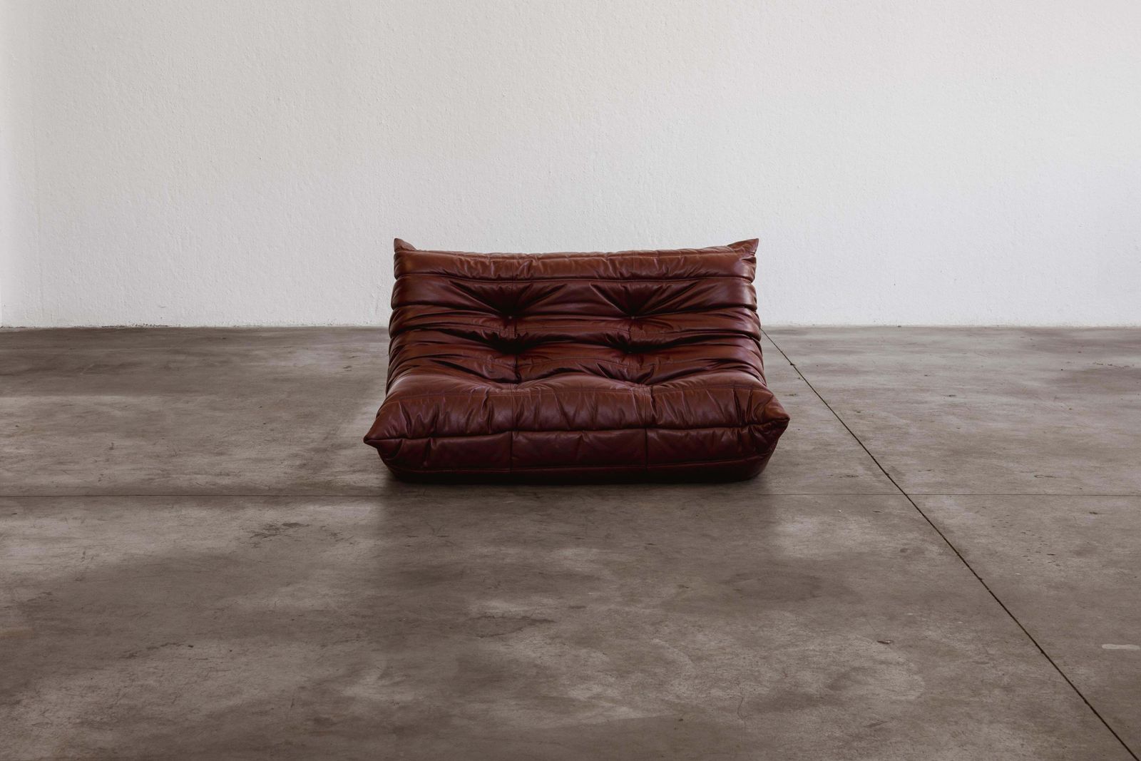 Michel Ducaroy “Togo” Two Seater Sofa For Ligne Roset, Burgundy Leather, 1973 photo Furniture