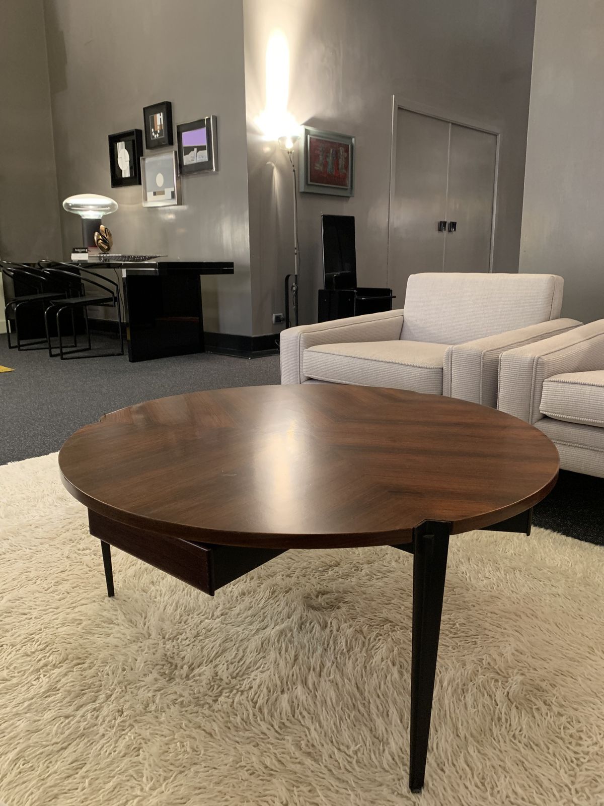 9000.0 Osvaldo Borsani, T61 Low Table For Tecno, Italy, Early 1960s photo