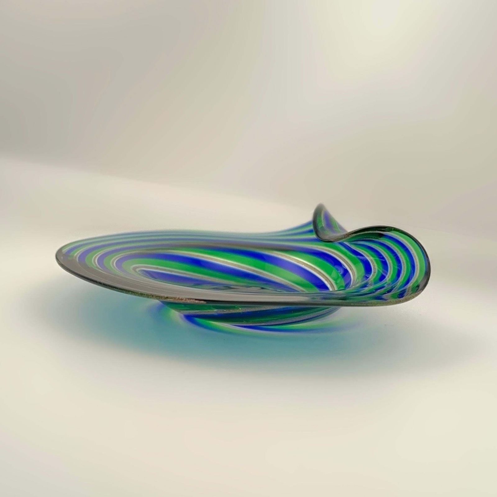 Murano Glass Filigrana Dish With Aventurine, Attributed To Cenedese & Alberelli photo vintage