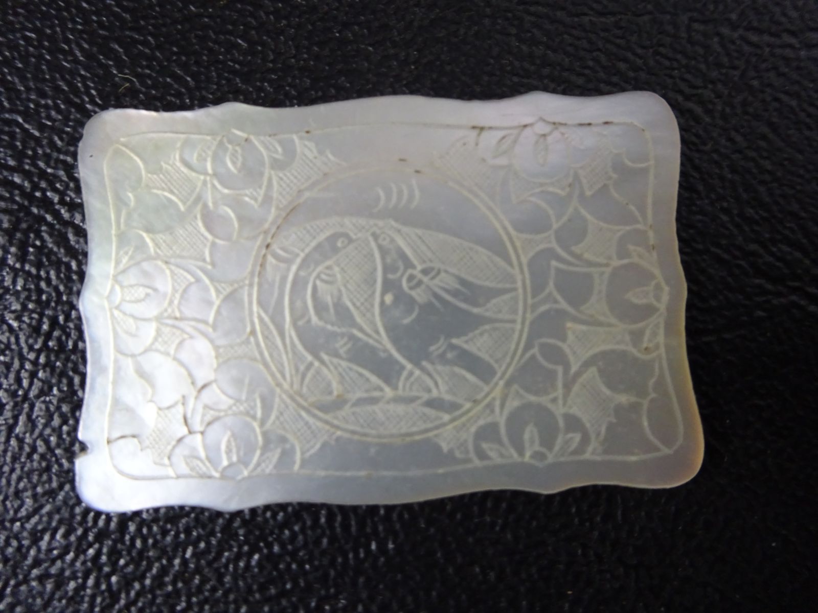 200.0 30 Antique Mother Of Pearl Chequer Counters photo