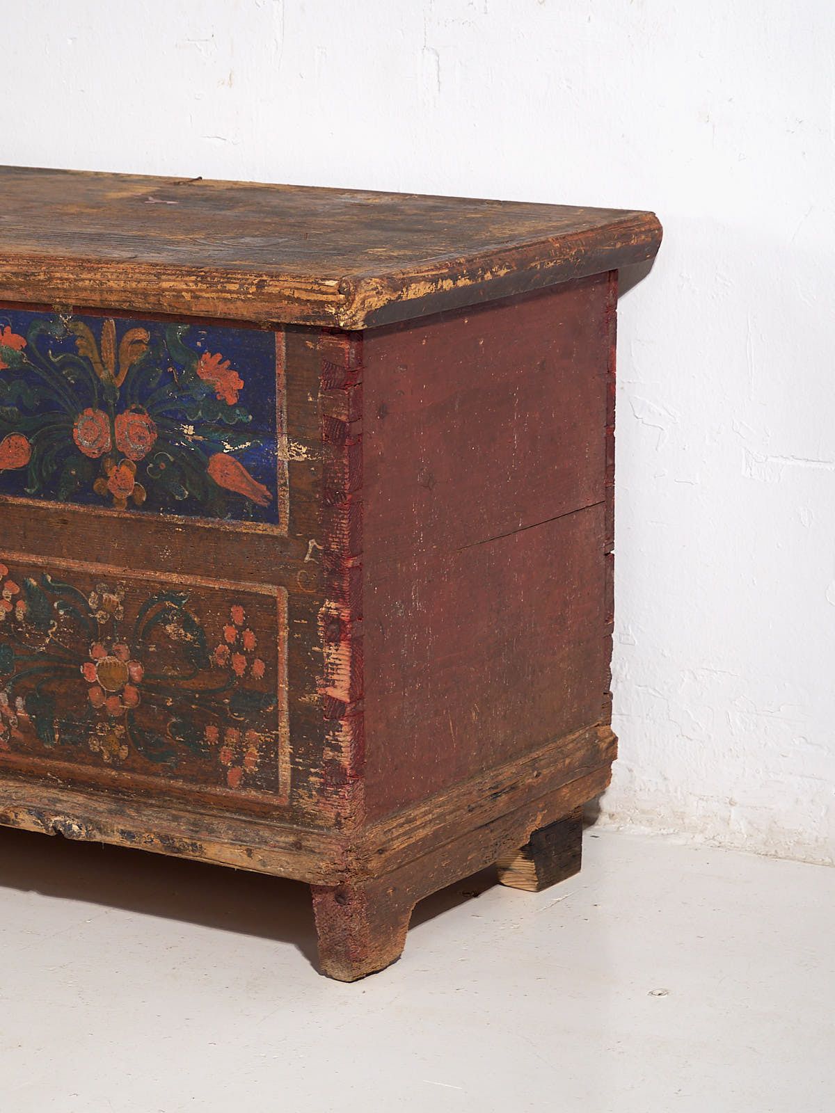 photo furniture Antique Wooden Chest With Blue Floral Panels (Year 1905) #99