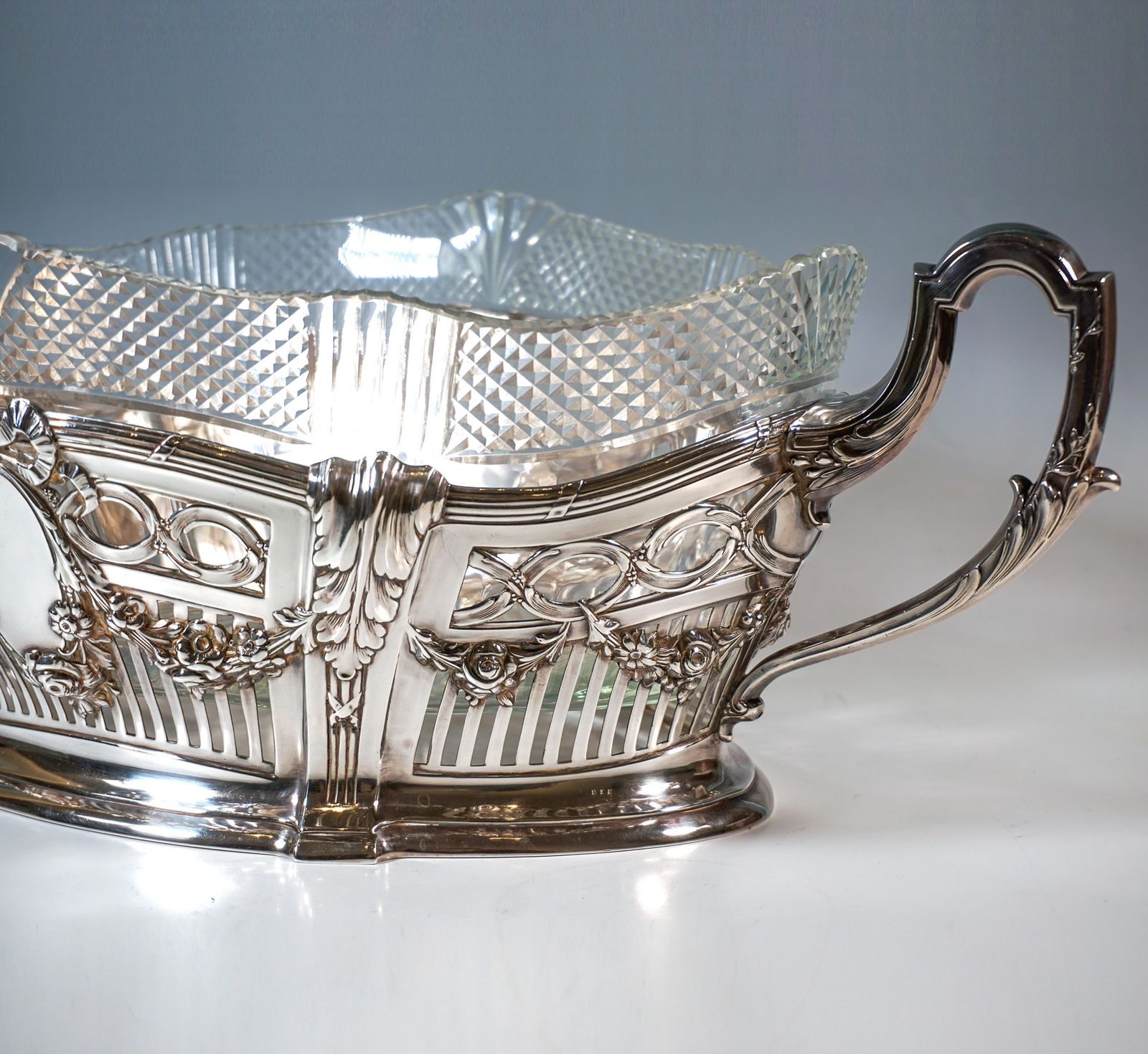 Art Nouveau Silver Jardinière With Cut Glass Liner, By Bruckmann & Sons, Germany photo vinterior