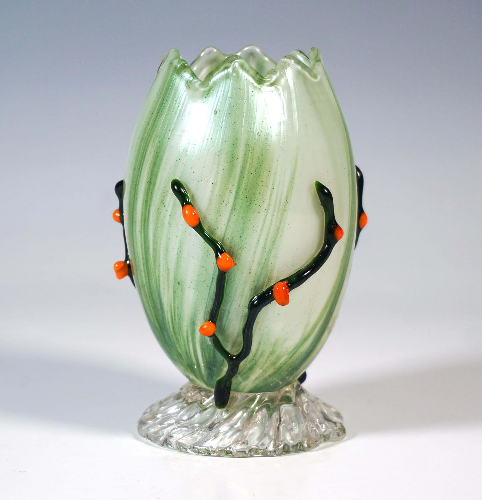 Loetz Art Nouveau Egg Shaped Vase, Execution 33, Bohemia, Austria Hungary, 1907 photo for sale