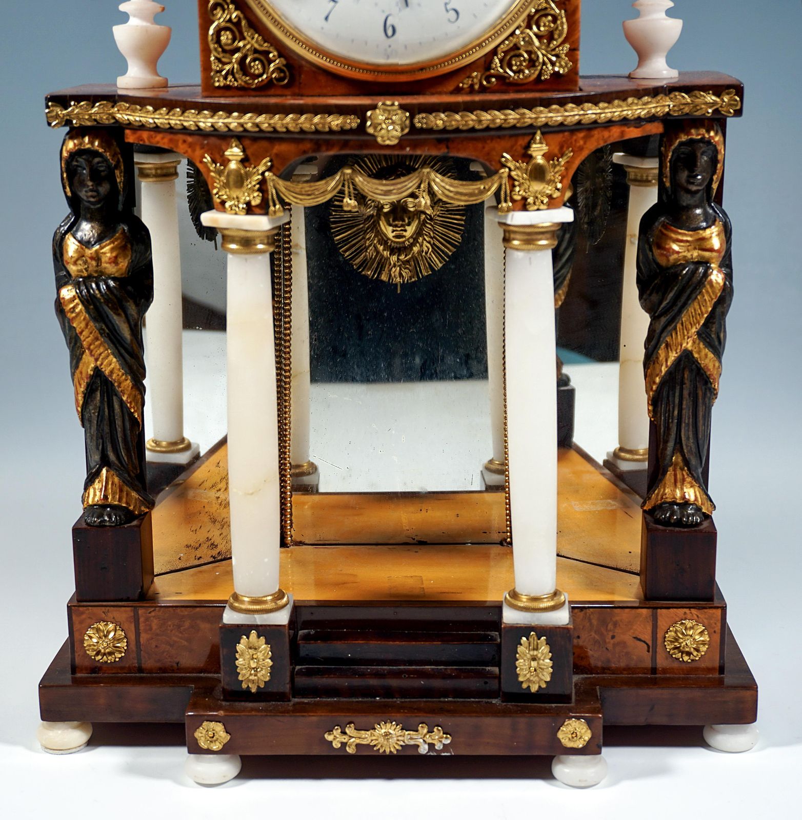 photo furniture Viennese Empire Portal Clock With Caryatids And Gilded Fittings, Around 1810