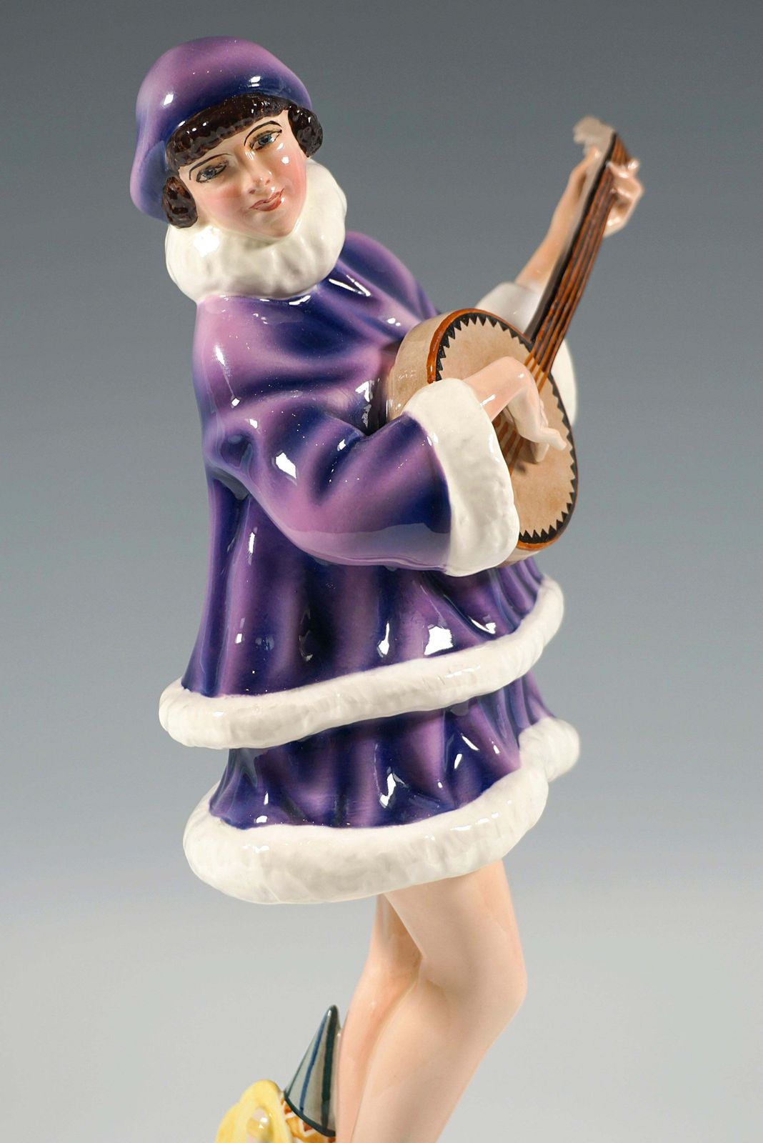 'Banjo Play' Zerline Balten As A Banjo Player, Goldscheider Vienna, Ca 1930 photo 3996.0