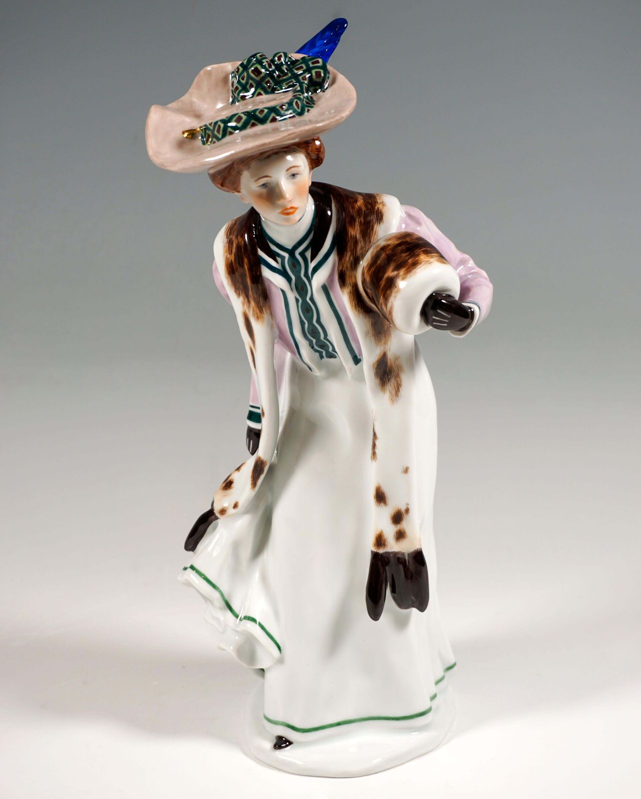 Meissen Art Nouveau Figurine, Lady With Muff, By Konrad Hentschel, Ca 1906 photo 4300.0