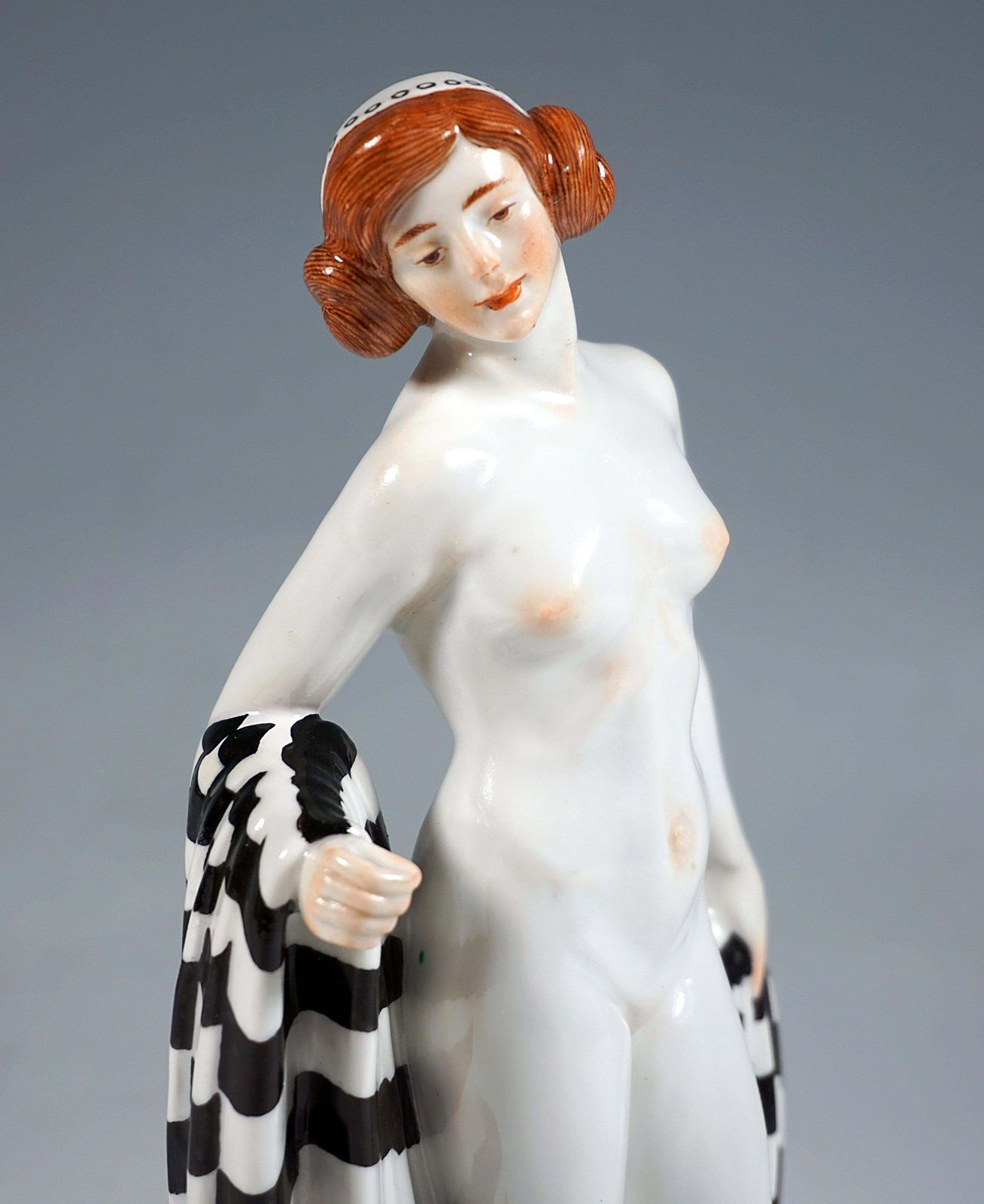 Meissen Germany Art Nouveau Figurine Girl With Shawl, By Theodor Eichler, C 1913 photo vinterior