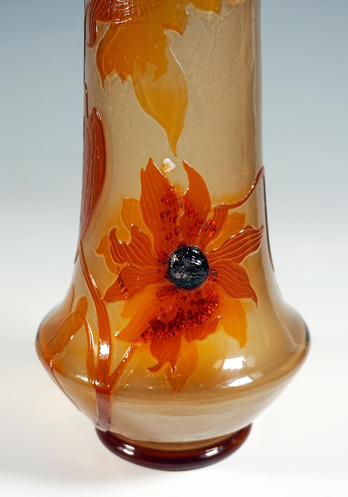 Large émile Gallé Art Nouveau Cameo Vase 'Helianthe', Nancy, France, Circa 1898 photo vinterior