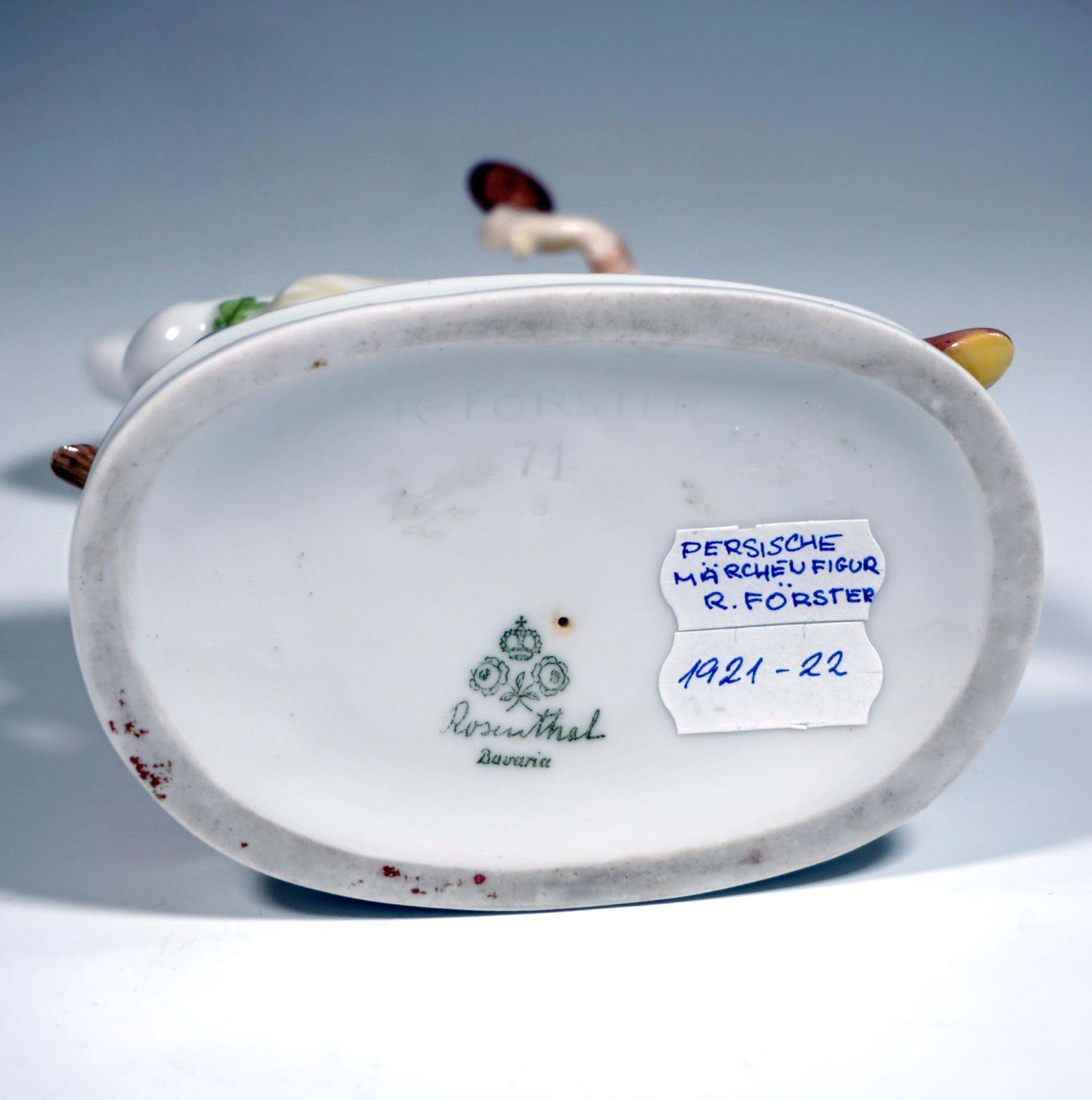 Porcelain Figure, Seated Oriental Woman With Mirror, R. Förster, Rosenthal, 1923 photo vintage