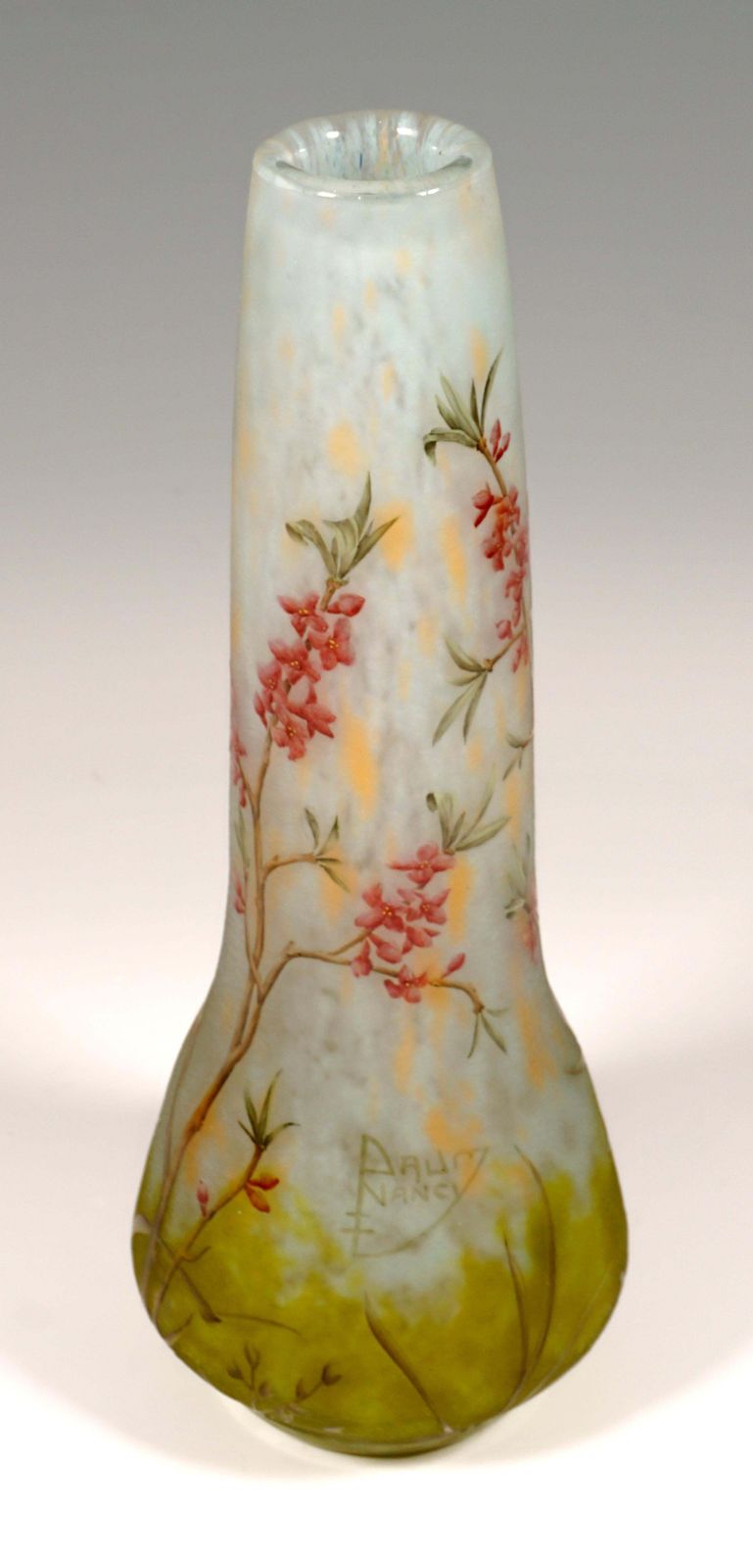 Large Art Nouveau Cameo Vase With Daphne Decor, Daum Nancy, France, 1910/15 photo vinterior