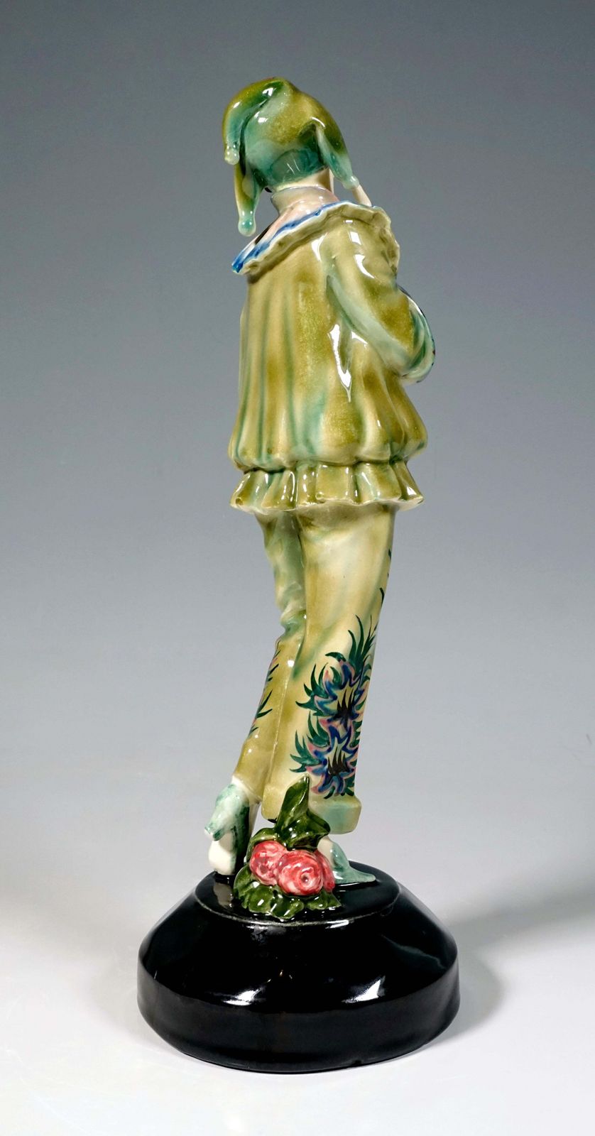 Goldscheider Art Deco Figurine 'Pierrette' By Dakon & Lorenzl, Circa 1925 photo for sale