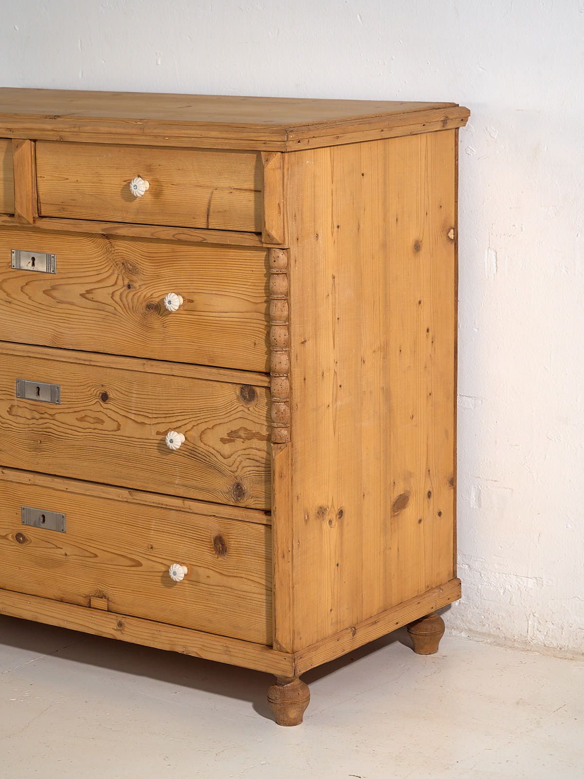 photo furniture Large Antique Chest Of Drawers (C.1920) #83