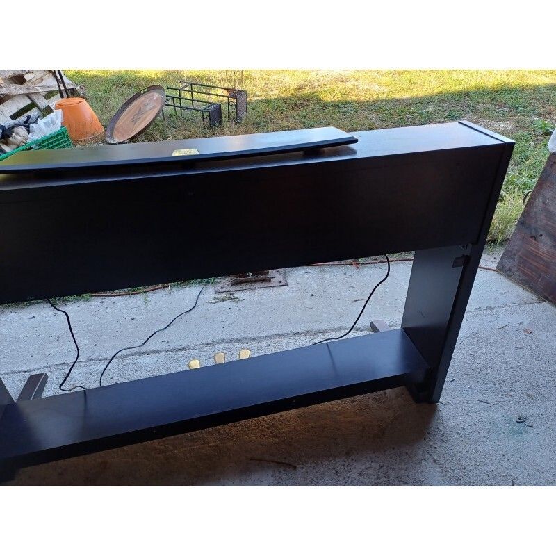 photo vinterior Yamaha Clavinova Electric And Digital Piano